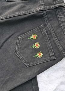 Urbanic Embroidered Wide Jeans