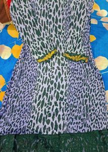Pakistani Kurta Pent Dupatta Set