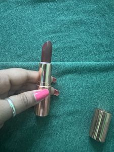 Charlotte Tilbury Matte Revolution “so 90s”