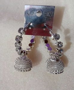 Earrings 🤩 NEW Limited Time Offer