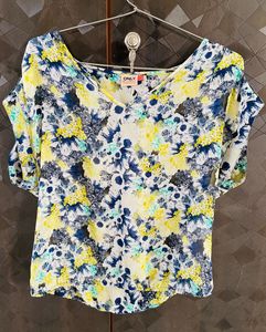 Floral V Neck Crop Top