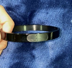 Elegant Rich Chanel Black Bracelet