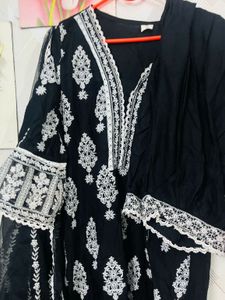 Elegant Black Embroidered Pakistani Suit