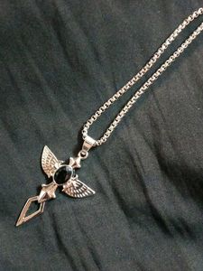 Winged Pendant Necklace