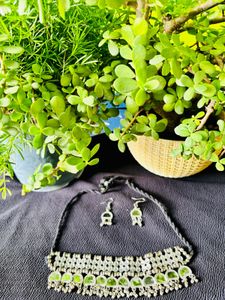 Elegant black neckpiece for every look.🎊