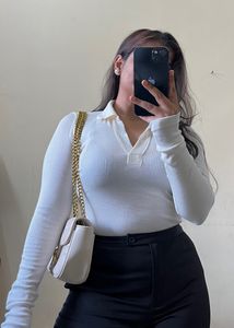 White collar bodyfit Top🦋