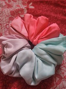 Pastel Colorblock Scrunchie