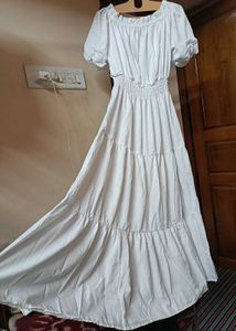 NEW WHITE TIERED DRESS