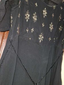 Elegant Black Embellished Dress Medium size