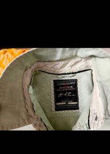 Lee Shirt