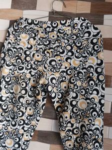Patterned korean pant with 4 pockets