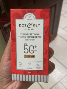 Dot & Key Sunscreen SPF 50