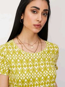 Patterned Women&#39;s Top
