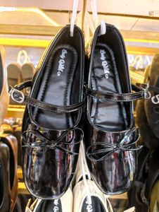 ' Black marry jane Patent Ballet Flats