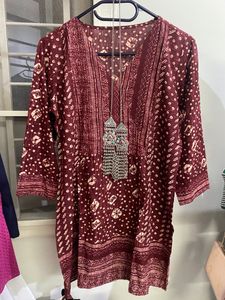 EE-Bandhani Print Shot Kurti