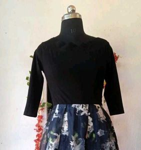 Elegant Floral Midi Dress