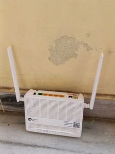 Used  AIRTEL Extream Fiber Router