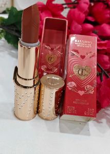 Charlotte Tilbury Kissing Lipstick
