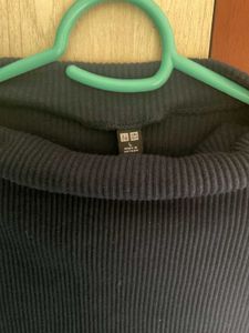 Elegant Black Short Sleeve Top