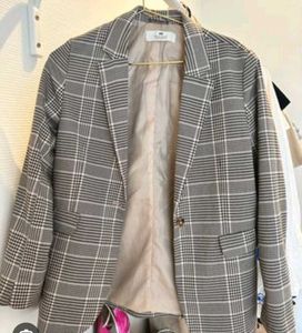 h&m stylish plaid blazer
