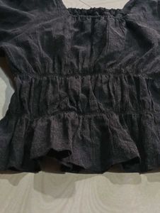 Chic  Puff Sleeve Top