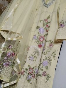Floral Embroidered Salwar Kameez