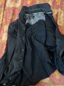 John Players Men&#39;s Black Shirt