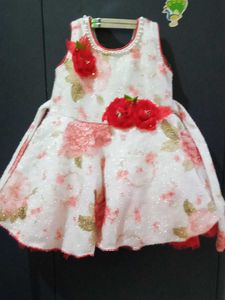 Beautiful Frock For Girls.