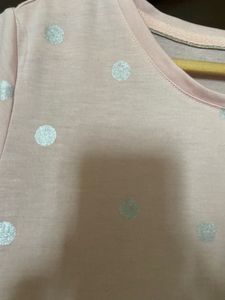 ONLY Women’s Light Pink Colour Tshirt (xl)