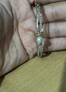 Bracelet And Pearl Hair Clip Combo