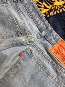 Light Wash Straight Fit Jeans Never Used Size 30