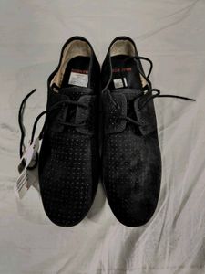 Scented Black Casual Shoes