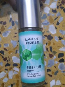 Skincare Bundle: Pure Sense, Lakme, Plum