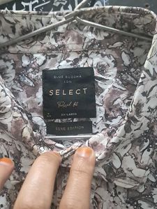 SELECT Floral Print Button-Down