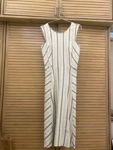 Formal Sleeveless Elegant Dress, Size UK 8. Cream