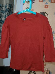 Red 3/4 Sleeve Top