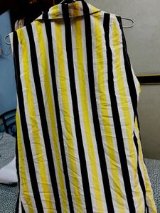 Striped Sleeveless Blouse