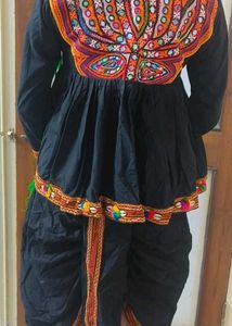 Embroidered Navaratri Set For Boys.