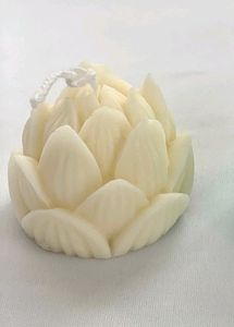 Lotus Candle.