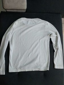 I Am Selling a Full Sleeve White Men&#39;s Tshirt