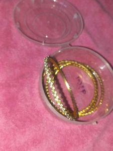 Zig Zag Design Bangles