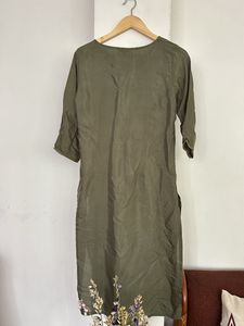 Aurelia Olive Green Kurti