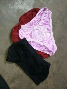 3 Panty Or 1 Strapless Sports Bra