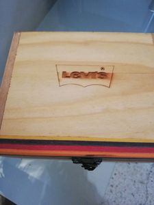 Levi&#39;s Wooden Storage Box
