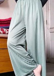 Stretchable Soft Pyjamas