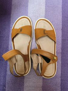 Lightweight Stylish Flat Sandals