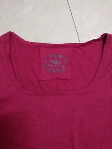 Red 3/4 Sleeve Top