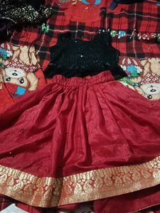 Festive Red & Black Girls' Outfit