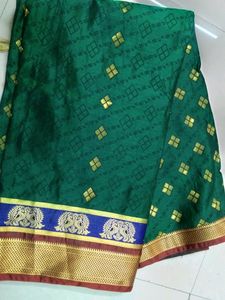 Green Saree One Time Used With Padded Blause