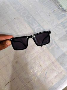 Retro Black Sunglasses